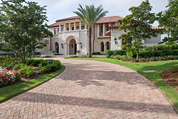 Best Custom Driveway Pavers  in Laurens, IA