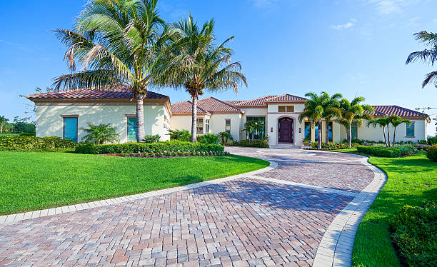 Best Local Driveway Pavers  in Laurens, IA